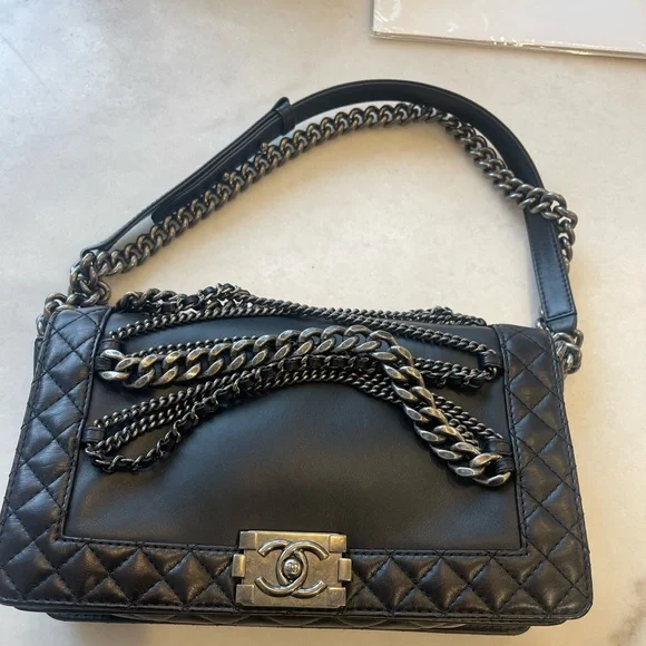 CHANEL BOY MULTI CHAINS FLAP BAG IN BLACK LAMBSKIN - Picture 12 of 16